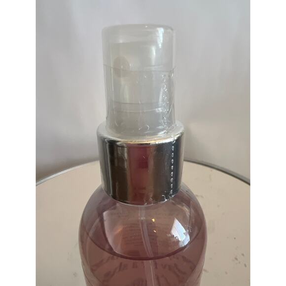 VERA WANG EMBRACE ROSE BUDS AND VANILLA FINE FRAGRANCE MIST 8.0 FL OZ BRAND NEW - Picture 4 of 6